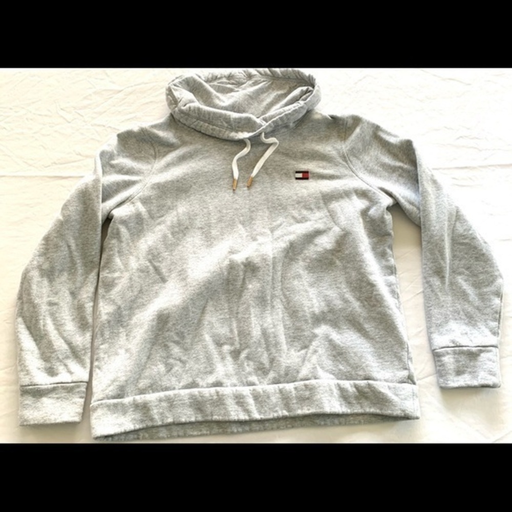 Tommy Hilfiger Women’s Sweatshirt Size L